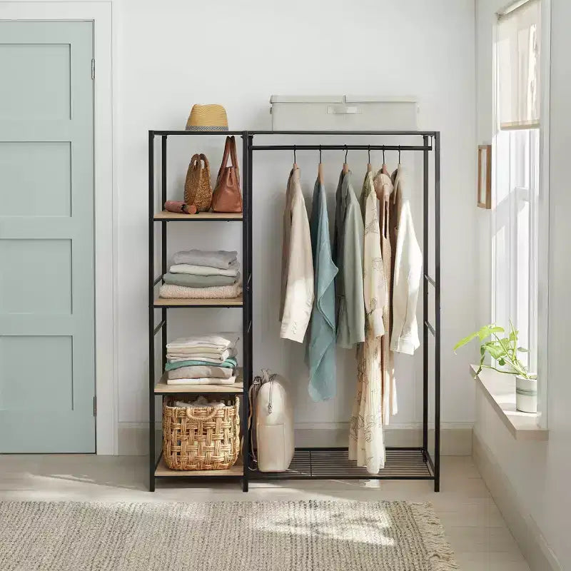 Armoire autoportante en métal noir avec bois naturel - Brightroom™