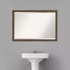 Miroir mural de salle de bain à cadre étroit en bois de grange Regis 39" x 27" marron clair - Amanti Art : Biseauté, Mural