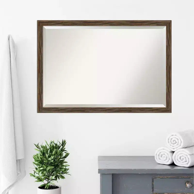 Miroir mural de salle de bain à cadre étroit en bois de grange Regis 39" x 27" marron clair - Amanti Art : Biseauté, Mural