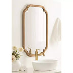 Miroir mural festonné Glenby or 24"x36" Kate & Laurel All Things Decor