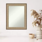 Miroir mural élégant en bronze brossé de 23 po x 29 po - Amanti Art : Rectangle, Décoration moderne