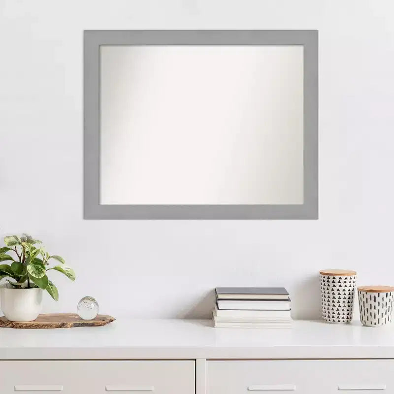 Miroir mural biseauté non-incliné 32" x 26" en nickel brossé - Amanti Art : Miroir décoratif rectangulaire moderne