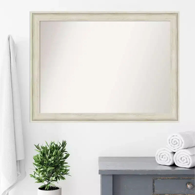 Miroir mural de salle de bain 43" x 32" Regal Birch crème sans biseau - Amanti Art : Rectangulaire, cadre en polystyrène, fixation murale