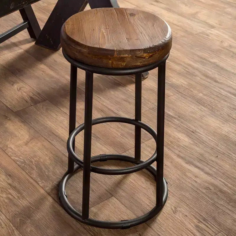 Tabouret de comptoir classique Christopher Knight Home Aurora de 24 po en bois et métal avec repose-pieds, marron/noir