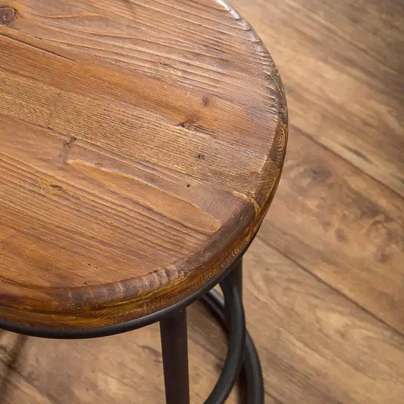 Tabouret de comptoir classique Christopher Knight Home Aurora de 24 po en bois et métal avec repose-pieds, marron/noir