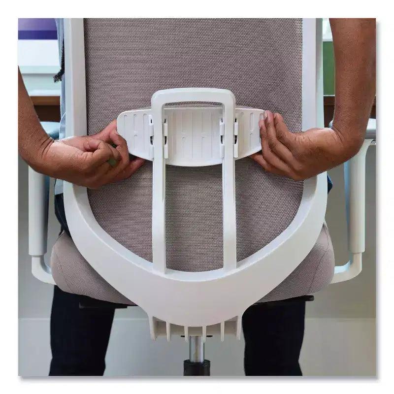 Chaise de travail HON Altern Mesh, hauteur d'assise de 17,95 à 21,1 pouces, siège gris, dossier gris/blanc, base blanche