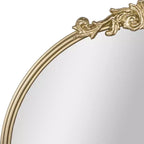 Miroir mural arqué Emma et Oliver avec détails de style baroque et verre à dos en aluminium pour une clarté optimale pour les entrées, les salles de bain et plus encore.