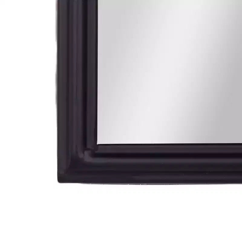 Miroir mural arqué Emma et Oliver avec détails de style baroque et verre à dos en aluminium pour une clarté optimale pour les entrées, les salles de bain et plus encore.