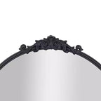 Miroir mural arqué Emma et Oliver avec détails de style baroque et verre à dos en aluminium pour une clarté optimale pour les entrées, les salles de bain et plus encore.