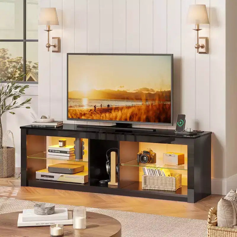 Meuble TV LED Bestier 55 pouces, console média moderne avec prise de courant et rangement, meuble de divertissement pour jeux vidéo, pour chambre et salon