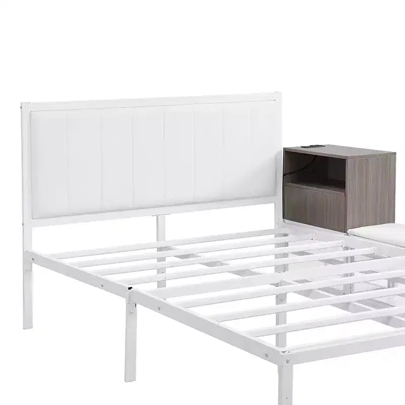 Cadre de lit plateforme en métal pleine/double avec étagères de rangement à deux niveaux, station de recharge, armoire de rangement - ModernLuxe