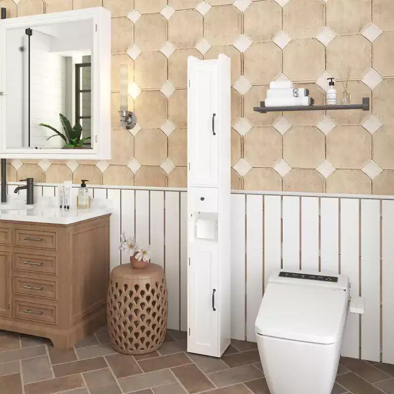 MAYEERTY 67,5 Pouces Armoire de Rangement Haute pour Salle de Bain, Armoire Autonome à 2 Portes avec Étagères Réglables et Porte-Mouchoirs Détachable pour Petites Salles de Bain