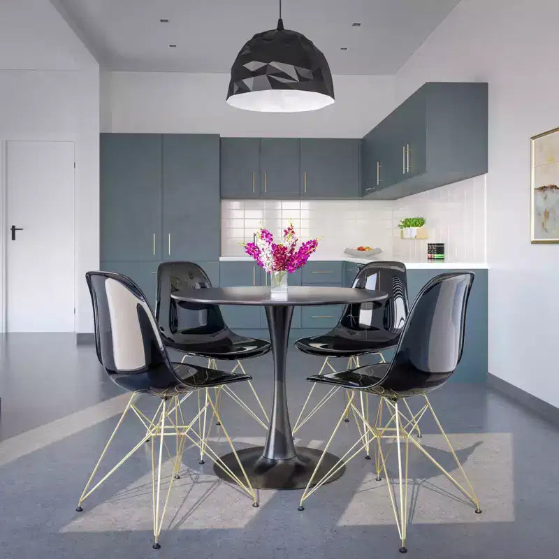 Chaises de salle à manger modernes en acrylique LeisureMod Cresco (lot de 2) - Piètement en chrome doré Eiffel, chaises d'appoint élégantes pour salles à manger et cuisines contemporaines
