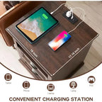 Table de chevet SinCiDo avec station de recharge et 2 tiroirs, table d'appoint de style ferme pour chambre à coucher, salon