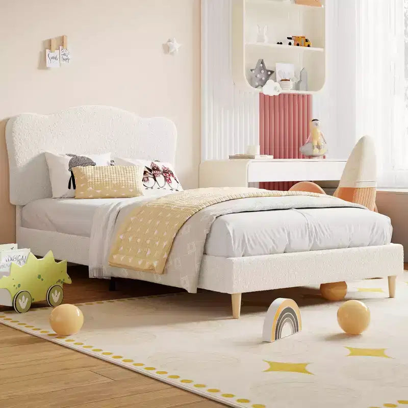 Cadre de lit pour enfants avec tête de lit festonnée, lit jumeau mignon en velours pour filles, garçons, lit plateforme robuste, pas besoin de sommier tapissier, lattes en bois, silencieux