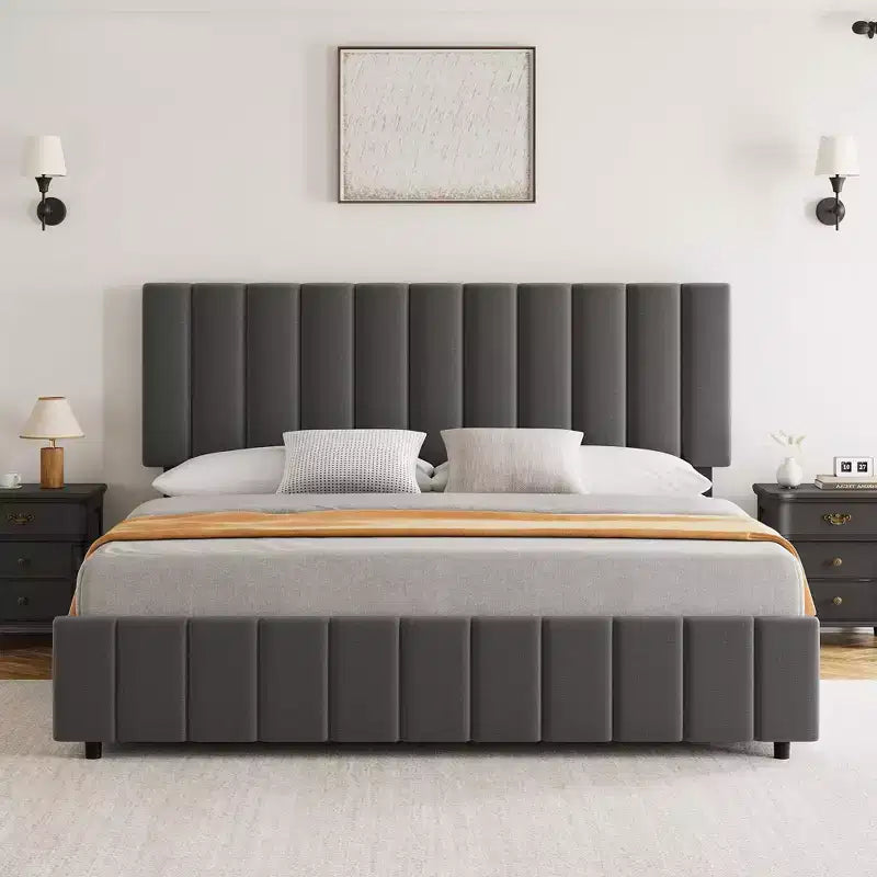 Cadre de lit rembourré Garvee King/Queen/Full avec 4 tiroirs de rangement, tête de lit réglable et lattes en bois, sans sommier tapissier, noir/gris/blanc