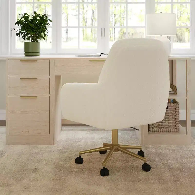 Chaise de bureau rembourrée Clara Martha Stewart