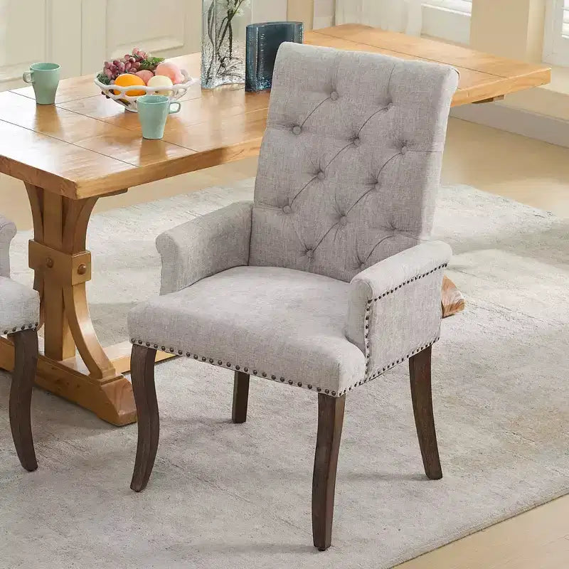 Chaise de salle à manger MAYEERTY en chenille capitonnée – Pieds incurvés en bois massif, design capitonné, accoudoirs, beige, unitaire
