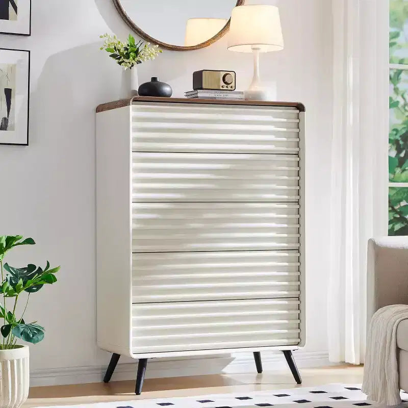 SinCiDo Commode 5 tiroirs, commode haute de 122 cm en bois cannelé de style moderne du milieu du siècle avec pieds coniques pour chambre, salon, couloir et dressing