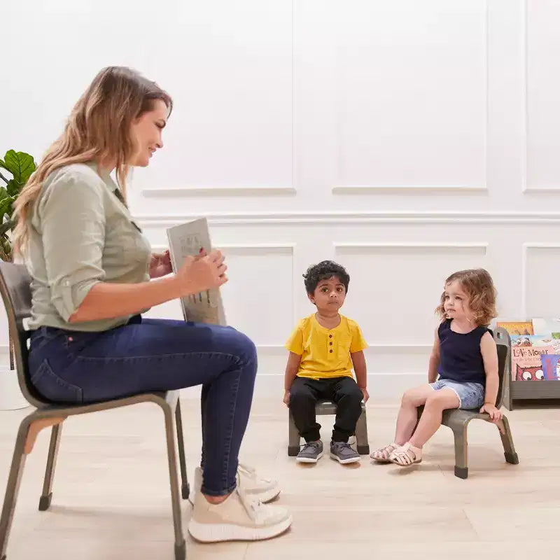 Chaise empilable ECR4Kids en bois courbé, hauteur d'assise de 20 cm, mobilier Montessori, lot de 2