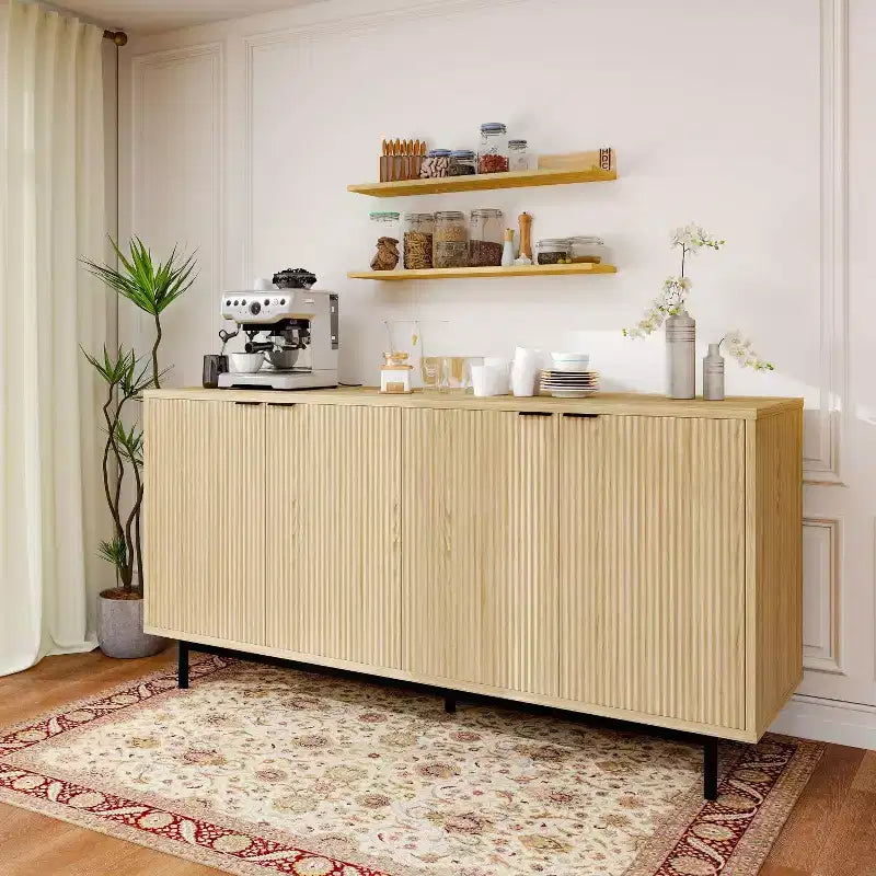 Desserte de buffet Dyonery de 58 pouces avec rangement, meuble à rainures avec étagères réglables et 4 portes, couleur noir/bois naturel