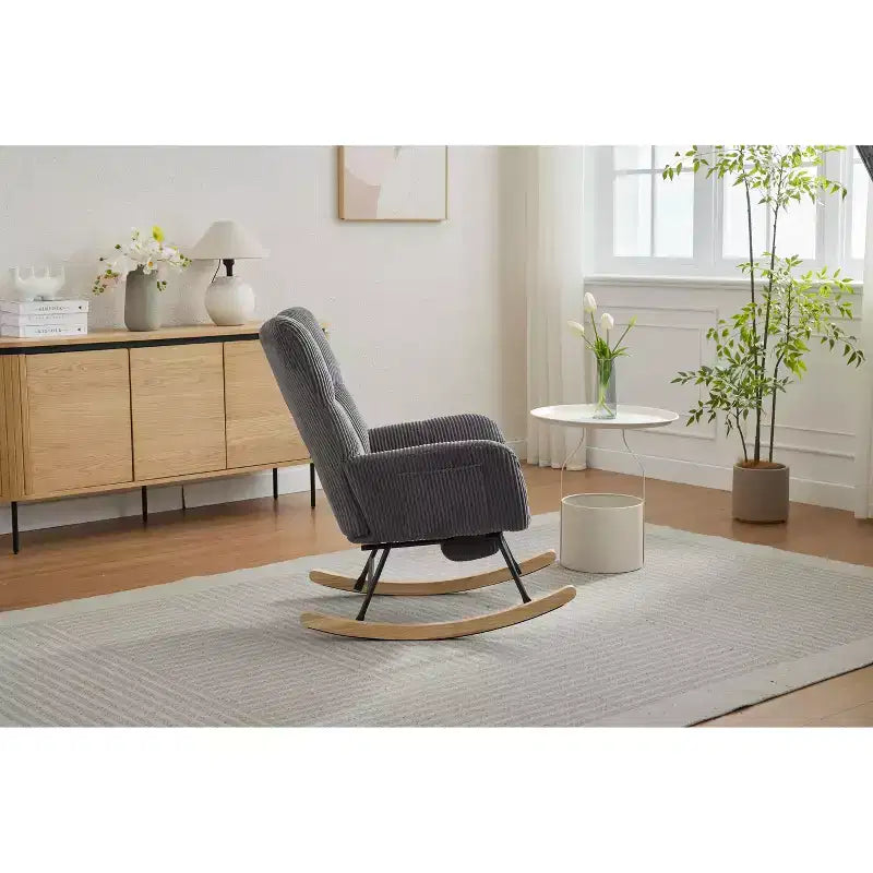Fauteuil à bascule Okak Furry, fauteuil de salon avec repose-pieds et dossier haut rembourré confortable, fauteuil à bascule pour chambre à coucher ou chambre de bébé