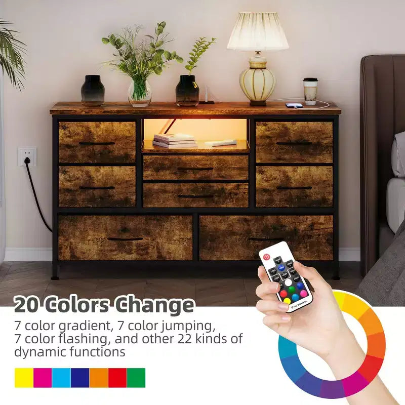 Meuble TV commode avec prise de courant et lumières LED pour téléviseur de 55", centre de divertissement à 8 tiroirs, commode en tissu avec plateau en bois, noir