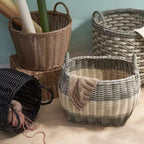 Panier de rangement multi-usage Zita rond en résine tressée avec poignées - 18 x 18 x 15,7 - Blanc-gris - Pour serviettes
