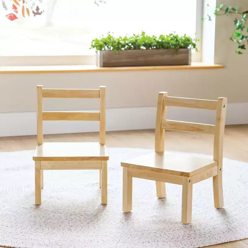 Guidecraft EdQ Ensemble de 2 chaises en bois dur pour enfants - Naturel : chaise en bois pour les tout-petits de 1 à 2 ans | Mobilier pour enfants pour salle de jeux, école maternelle, sièges de garderie