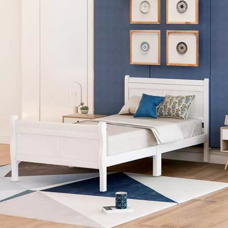 Lit plateforme en bois, cadre de lit simple, sommier avec tête et pied de lit, et lattes en bois