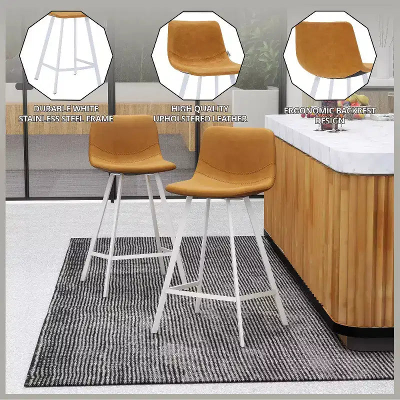 Tabouret de bar en cuir Elland de LeisureMod – Tabouret moderne de hauteur comptoir avec pieds en acier inoxydable blanc pour îlot de cuisine ou bar à domicile, lot de 2