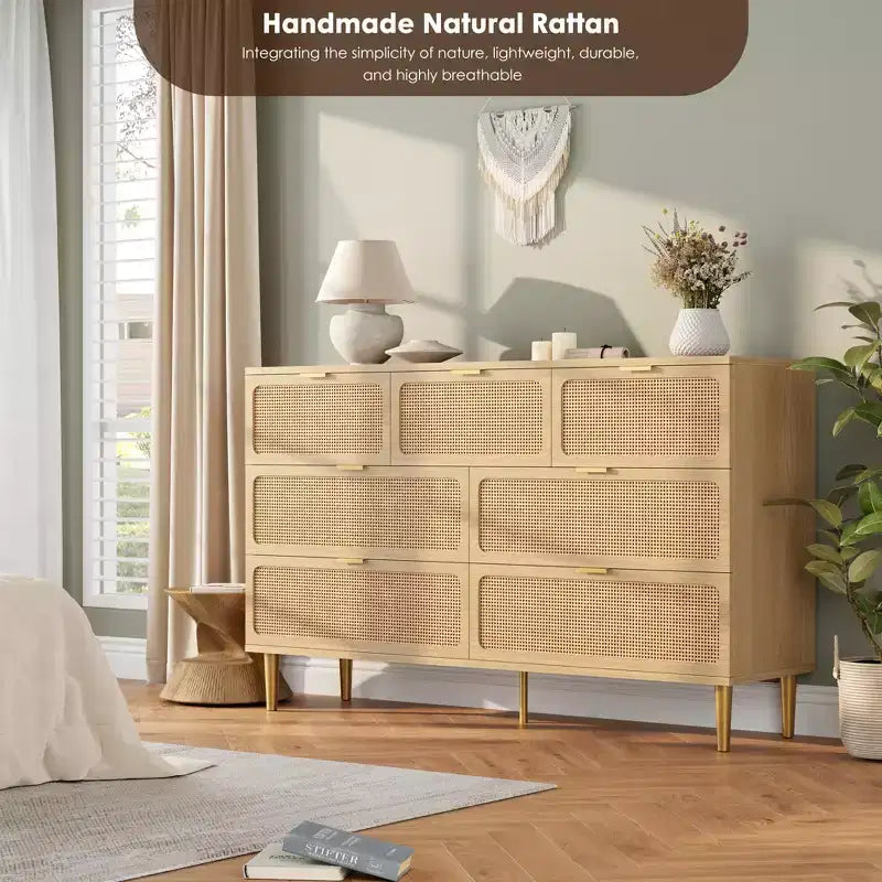 Commode en rotin à 7 tiroirs pour chambre - Commode en bois de 137 cm avec poignées métalliques, meuble TV multifonctionnel et organisateur de rangement