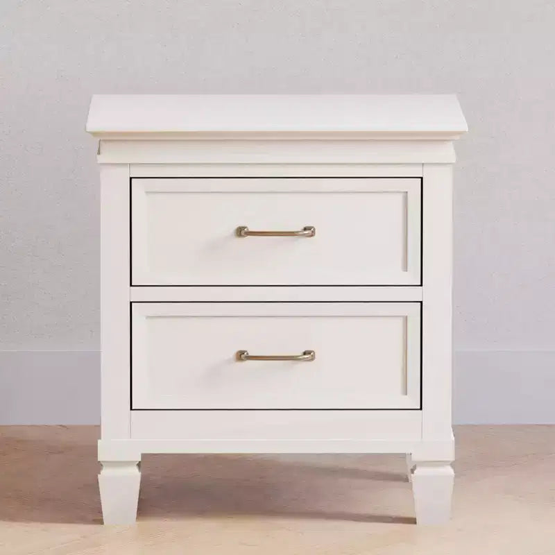 Table de chevet assemblée Namesake Darlington – Blanc chaud