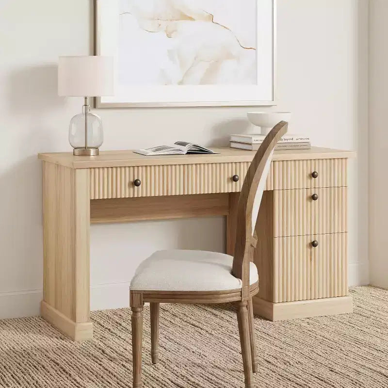Bureau de direction moderne 54'' avec meuble de rangement et tiroir, brun, avec façade cannelée, idéal pour bureau à domicile, bureau d'étude, salon