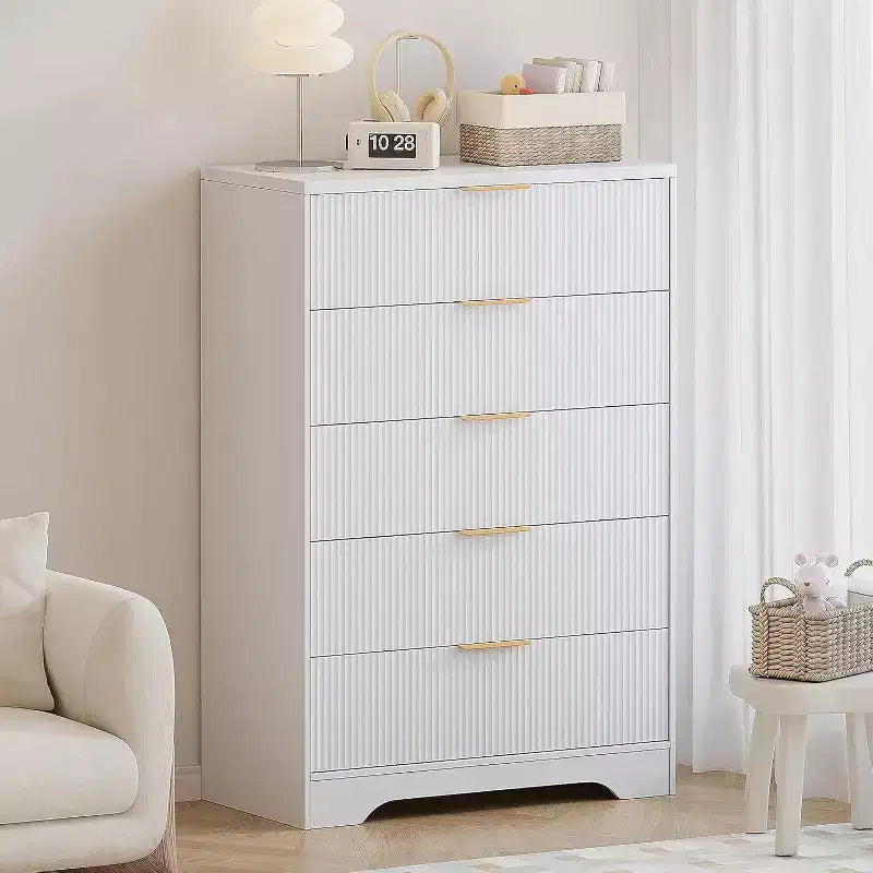 Commode Acekool à 4 tiroirs cannelés, commode moderne avec panneau ondulé, meuble de rangement haut pour chambre à coucher, chambre d'enfant, salon, entrée.