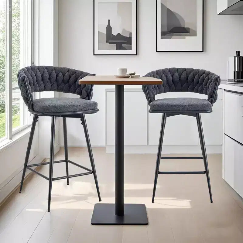 Okak Lot de 2 tabourets de bar modernes en lin respirant, rembourrés, avec repose-pieds et cadre en métal robuste, chaises pivotantes hauteur comptoir