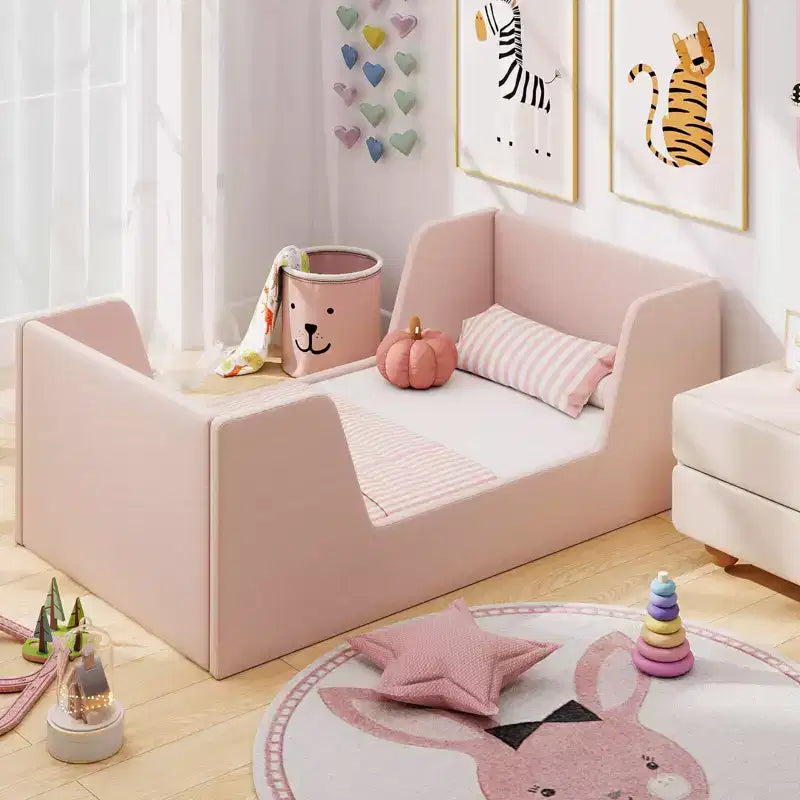 Lit de sol pour enfants Costway en tissu velours doux, rembourré, avec barrières de sécurité et tête de lit Gris/Rose