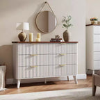Commode blanche à 6 tiroirs, design cannelé incurvé de 120 cm de large avec poignées dorées, commode moderne épaissie pour chambre et salon.