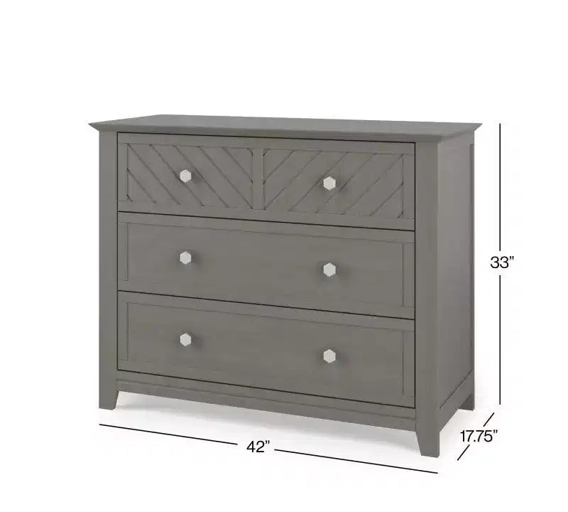 Ensemble de chambre de bébé 3 pièces Atwood de Child Craft, incluant un lit convertible 4-en-1, une commode et un chiffonnier
