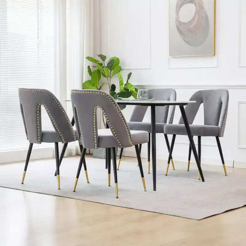 Chaises de salle à manger TUYOHW incurvées et à dossier ouvert avec clous décoratifs, lot de 2 chaises de cuisine en velours avec pieds en métal, chaises de salle à manger modernes pour salon