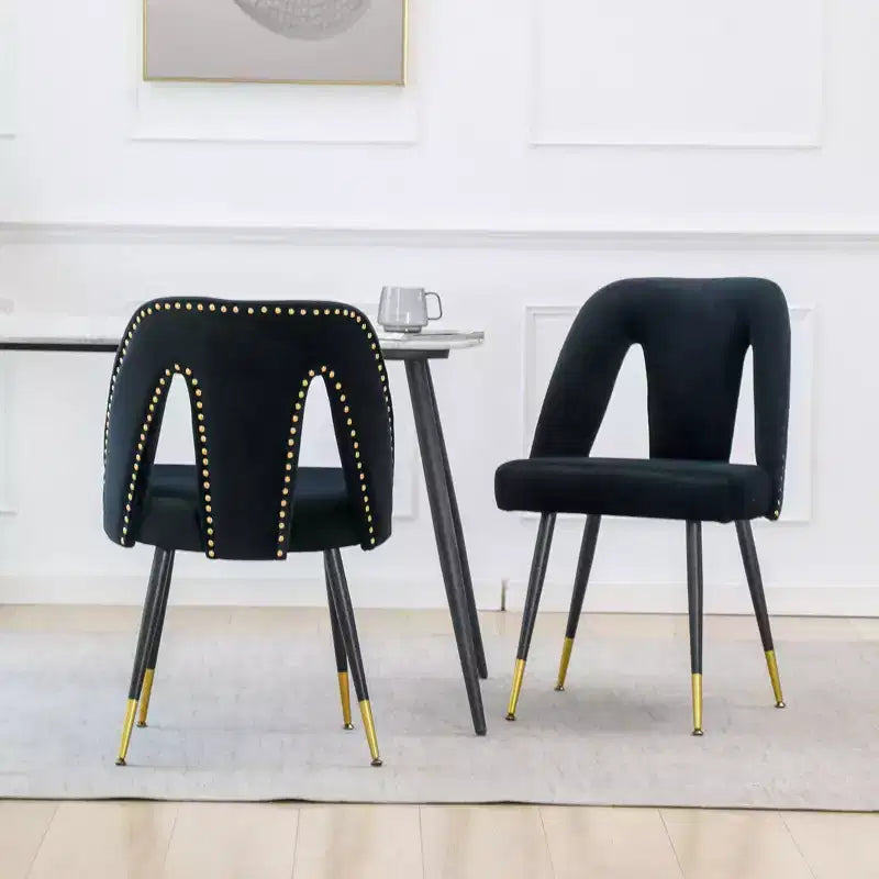 Chaises de salle à manger TUYOHW incurvées et à dossier ouvert avec clous décoratifs, lot de 2 chaises de cuisine en velours avec pieds en métal, chaises de salle à manger modernes pour salon