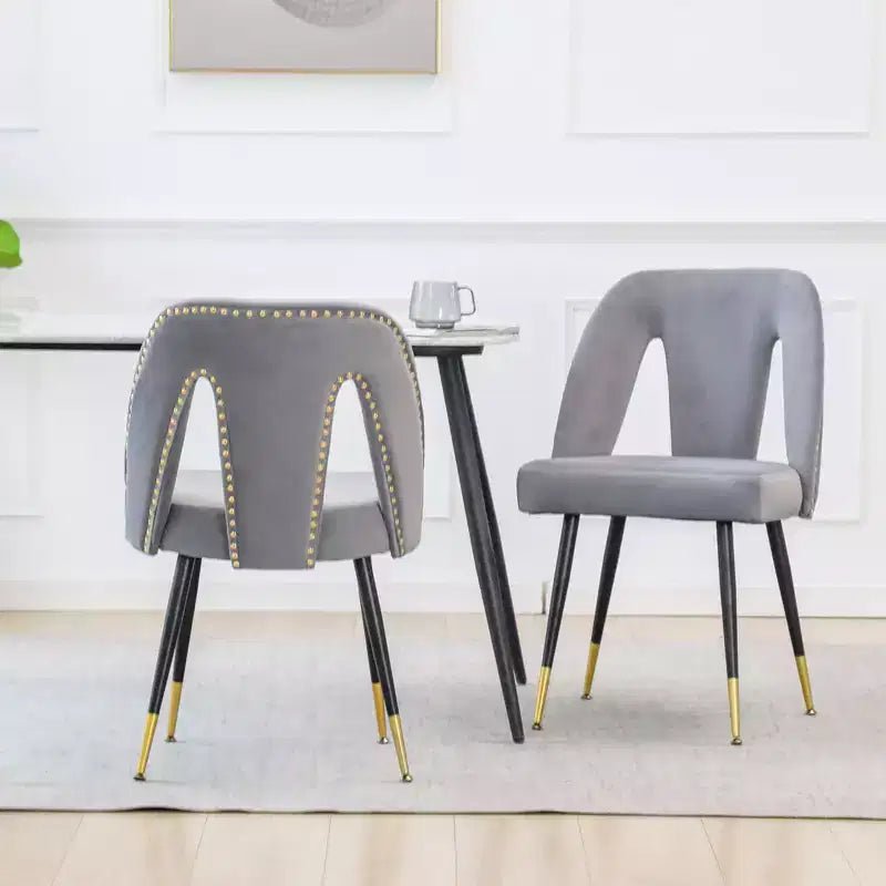 Chaises de salle à manger TUYOHW incurvées et à dossier ouvert avec clous décoratifs, lot de 2 chaises de cuisine en velours avec pieds en métal, chaises de salle à manger modernes pour salon