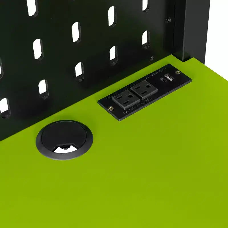 Lit mezzanine de jeu pleine grandeur avec bureau et étagères de rangement, cadre de lit mezzanine bas en bois avec lumières LED, ports USB et panneau perforé