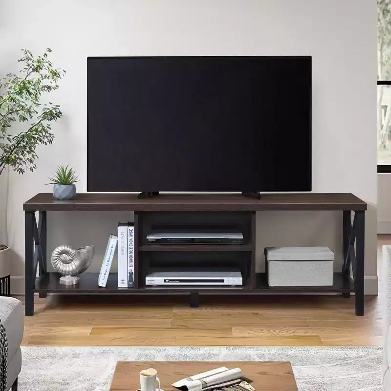 Meuble TV en bois AndMakers de 148 cm de large avec 4 étagères de rangement, convient aux téléviseurs jusqu'à 65 po.