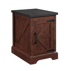 Table d'appoint de ferme avec porte de grange, étagère de rangement réglable et accents métalliques pour salon ou chambre à coucher