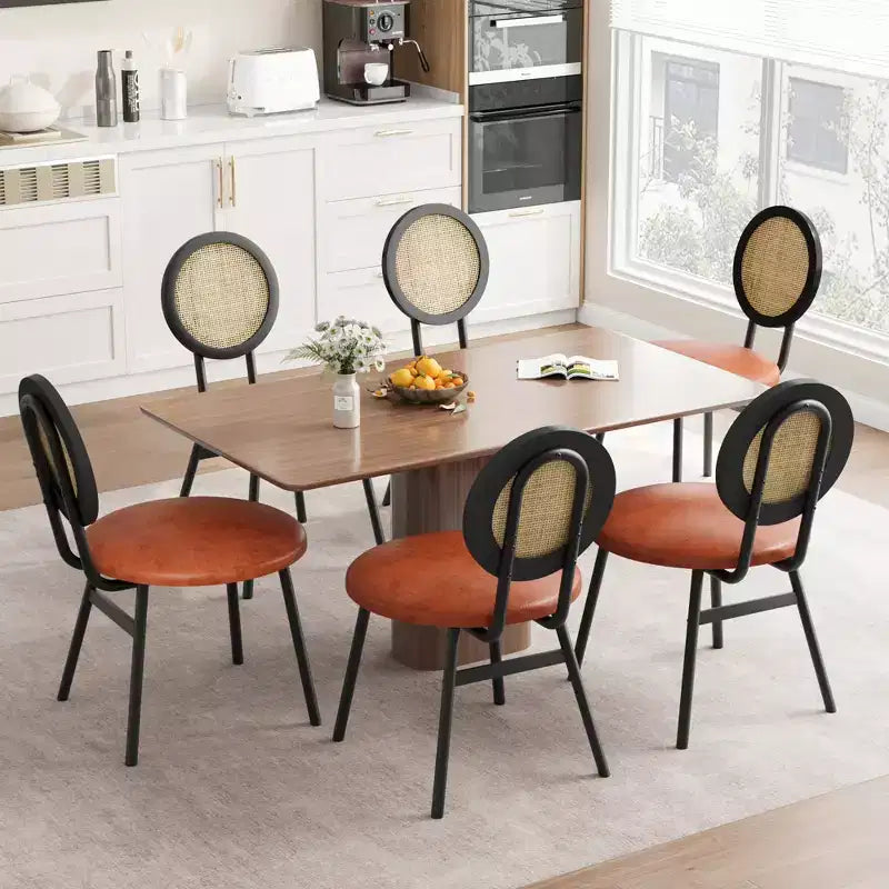 Chaises de salle à manger modernes rembourrées avec dossier en rotin naturel et pieds en métal, lot de 4 peu encombrant pour cuisine, salle à manger