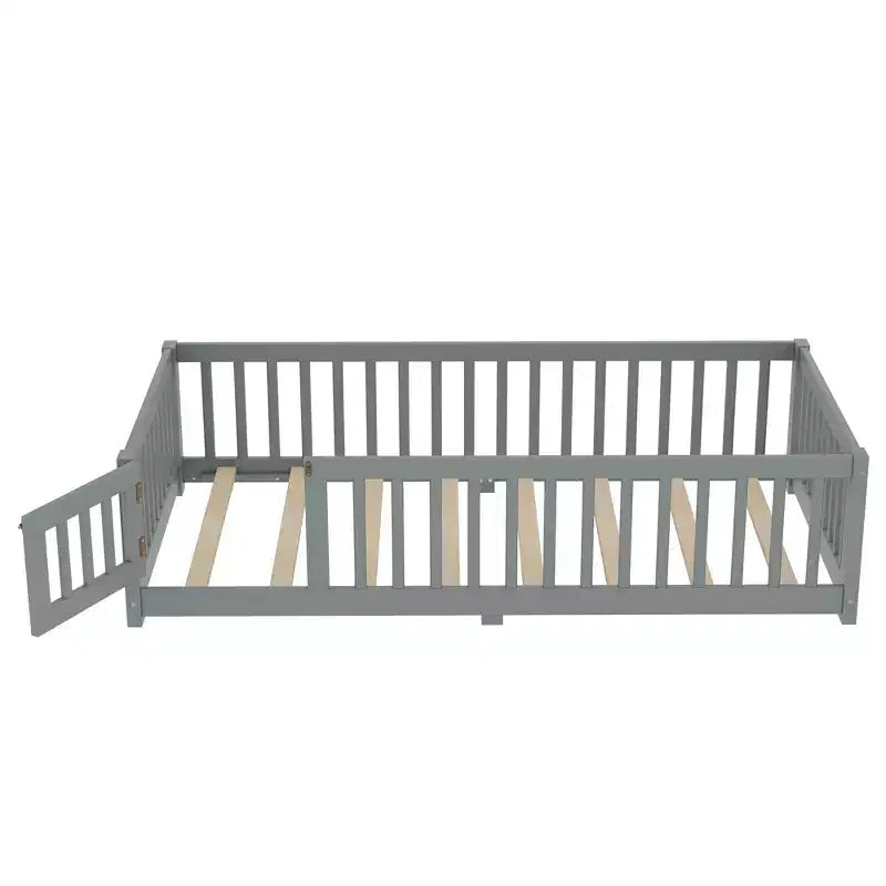 Lit au sol simple/double/grand format avec barrières de sécurité et porte, lit plateforme en bois pour enfants