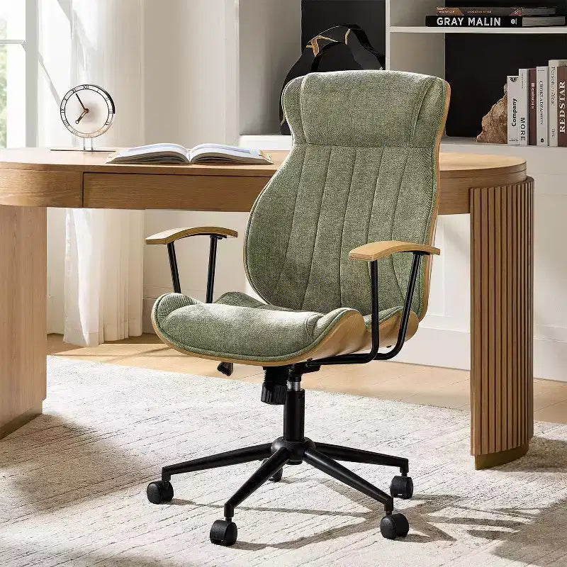 Chaise de bureau pivotante à dossier haut incurvé en bois courbé Basilio Mid-Century Modern avec inclinaison|ART OF LIVING DESIGNS