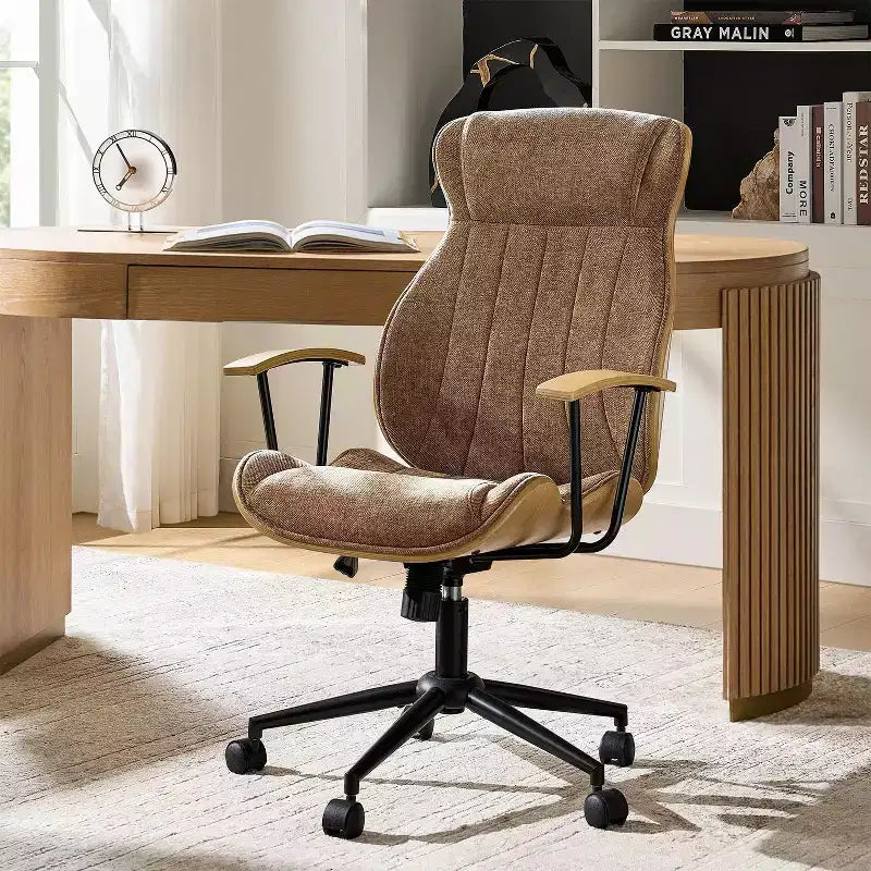 Chaise de bureau pivotante à dossier haut incurvé en bois courbé Basilio Mid-Century Modern avec inclinaison|ART OF LIVING DESIGNS