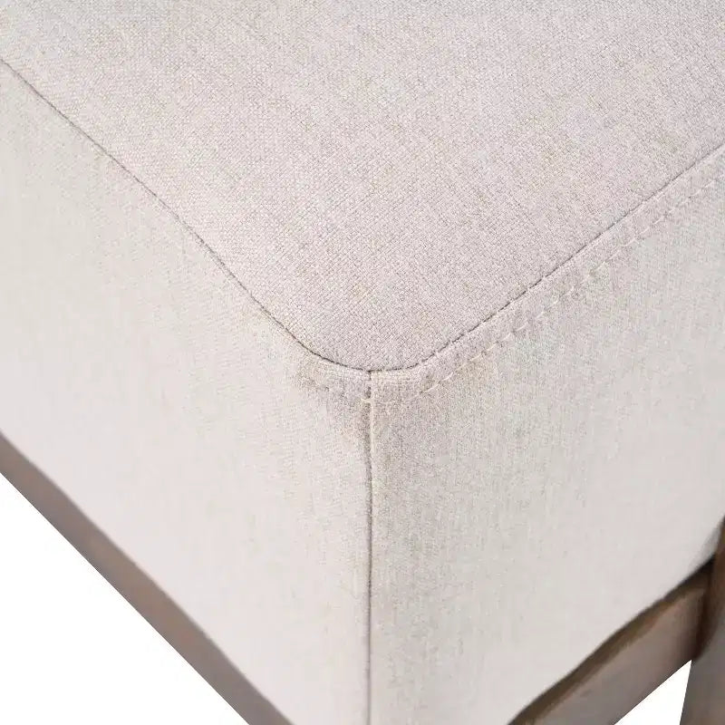 Banc rembourré Christopher Knight Home Blinny de 54,75 po de largeur avec pieds en bois d'hévéa